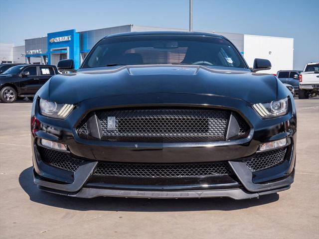 2017 ford shelby gt350 base