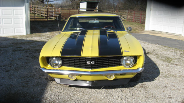 1969 camaro excellent elec/mechanical condition, low miles, new tires and wheels