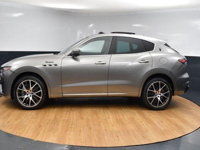 2022 maserati levante modena