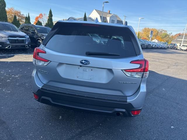 2021 subaru forester premium