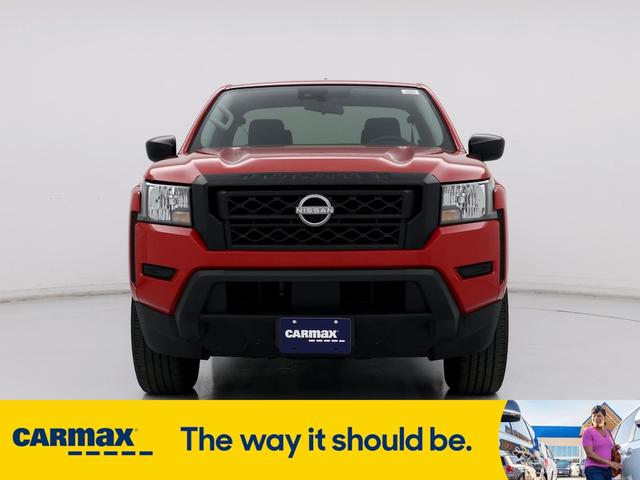 2022 nissan frontier s