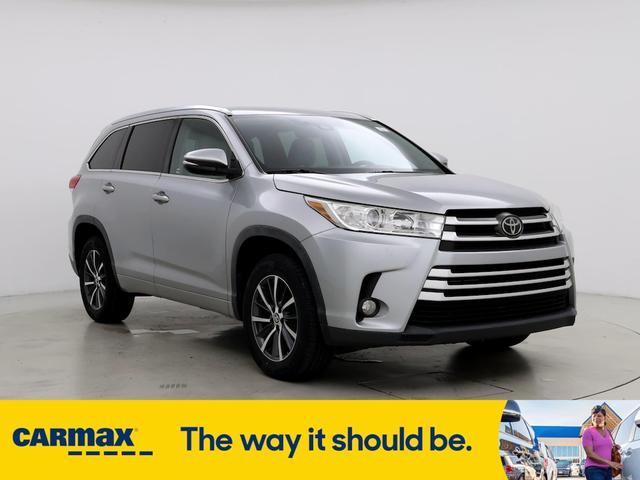 2017 toyota highlander xle