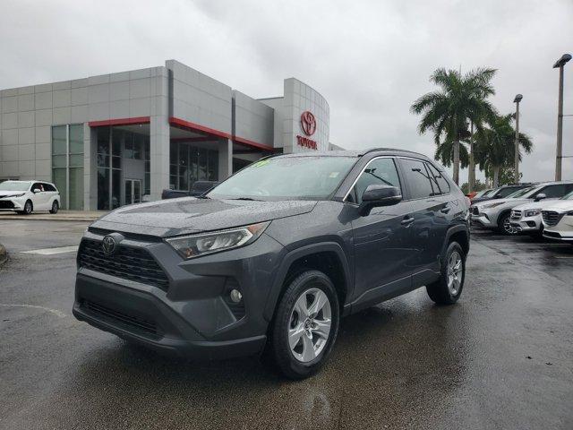 2019 toyota rav4 xle