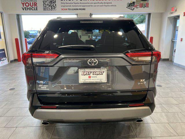 2025 toyota rav4 hybrid se