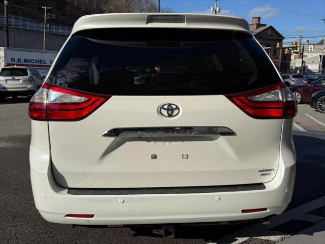 2015 toyota sienna limited