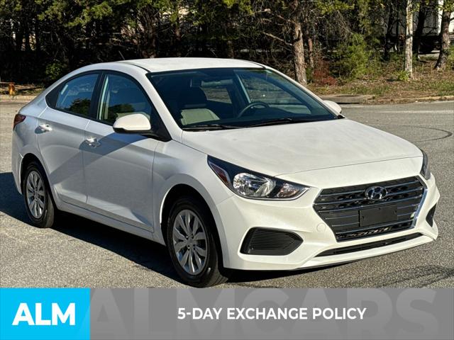 2022 hyundai accent se