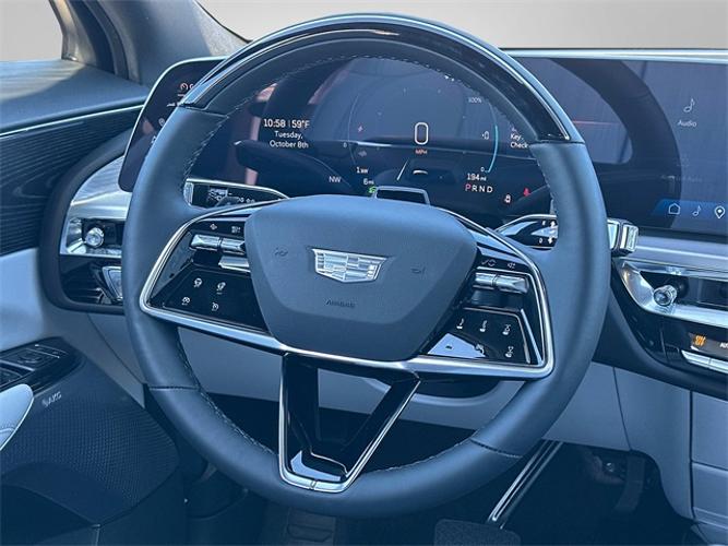 new 2024 cadillac lyriq luxury