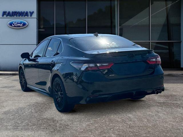 2024 toyota camry se