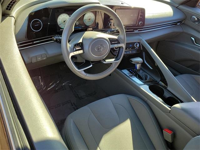2022 hyundai elantra sel
