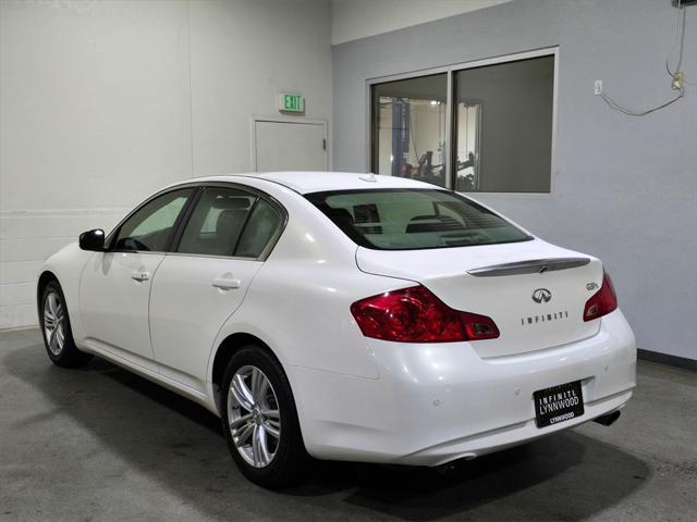2013 infiniti g37x base