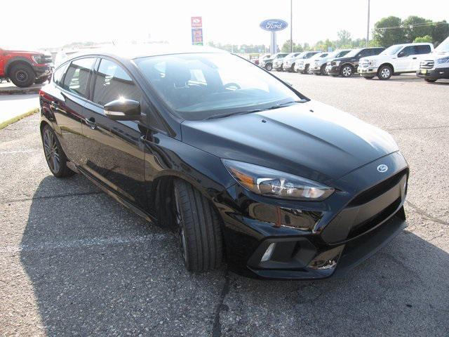 2016 ford focus rs base