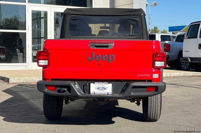 2020 jeep gladiator sport s