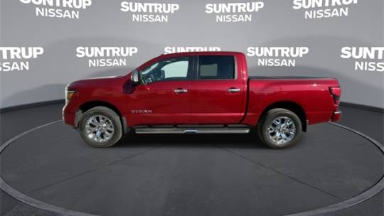 2021 nissan titan sl
