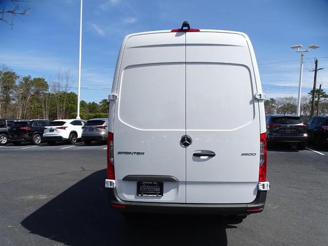 2022 mercedes-benz sprinter 2500 2500 144 wb