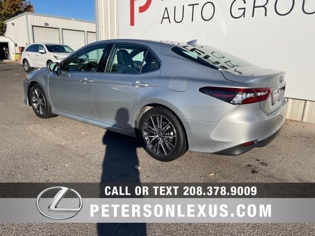 2022 toyota camry xle