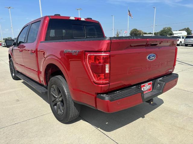 2021 ford f-150 xlt