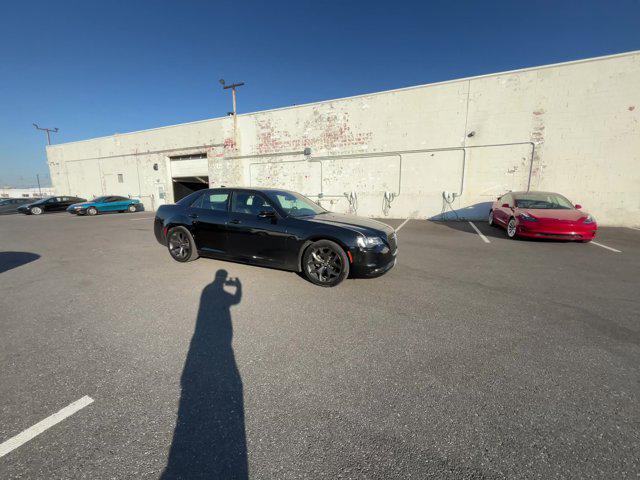 2022 chrysler 300 s