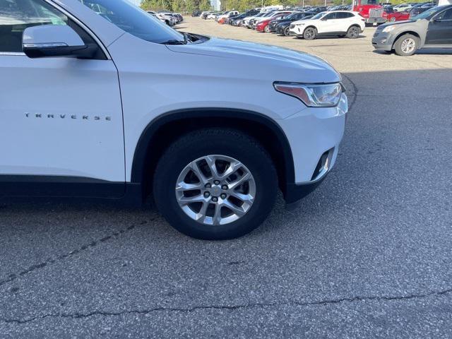 2021 chevrolet traverse lt cloth