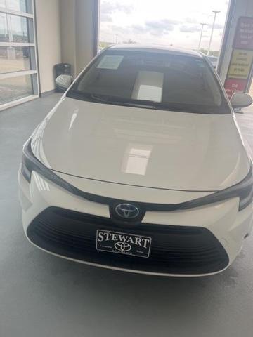 2023 toyota corolla hybrid le