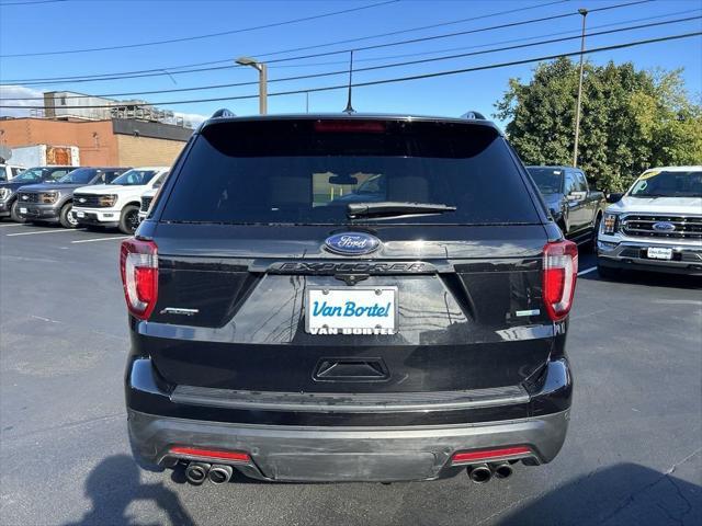 2019 ford explorer sport