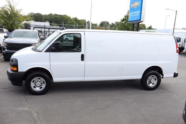 2022 chevrolet express 2500 work van