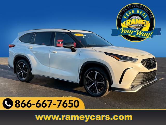 2021 toyota highlander xse
