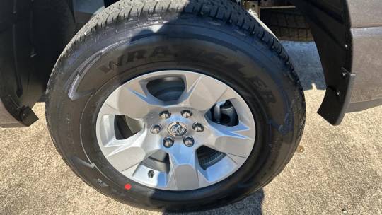new 2024 ram 1500 big horn crew cab 5'7" box 2wd