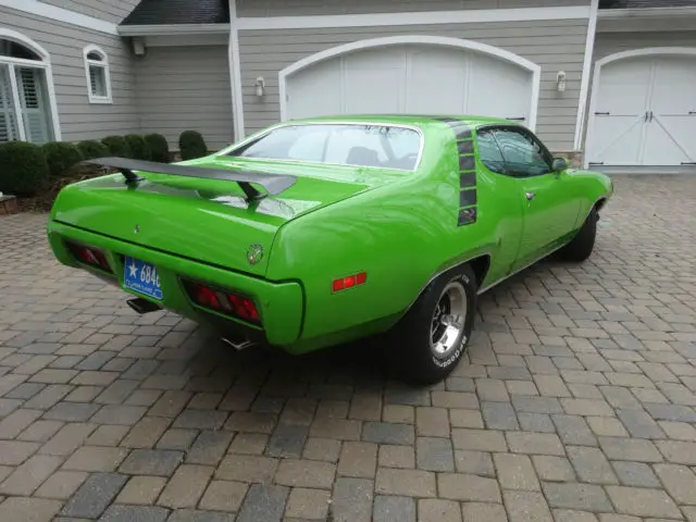 1971 plymouth road runner tribute car 340 auto sassy grass restored beautifully!