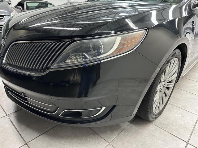 2015 lincoln mks base