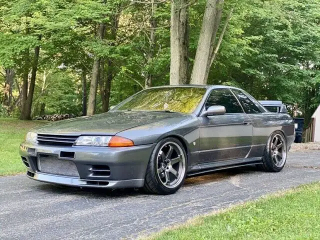 1990 nissan skyline gtr coupe grey gtr