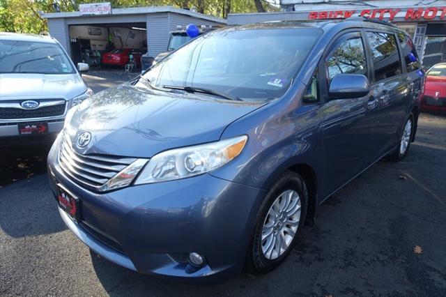 2015 toyota sienna xle