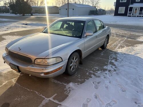 2000 buick park ave, 163294 miles very low miles for the age. this car has the