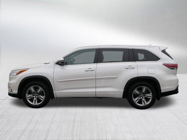 2016 toyota highlander limited