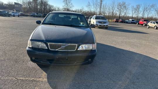2000 Volvo C70