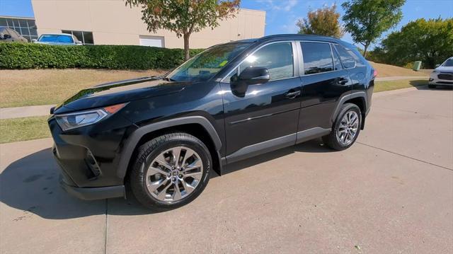 2019 toyota rav4 xle