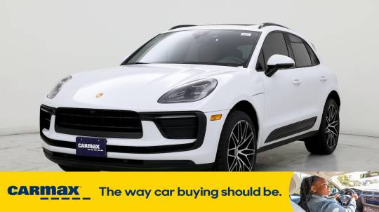 2022 Porsche Macan