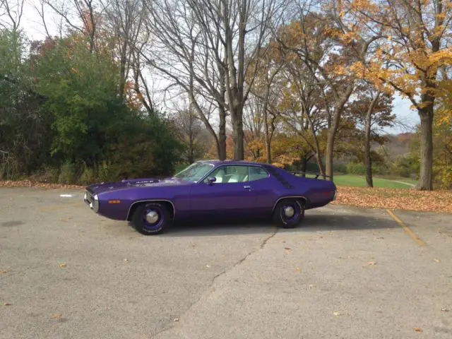 1971 plymouth roadrunner 440-6 4-spd 1 of 137 6bbl six pack super track pack nr!