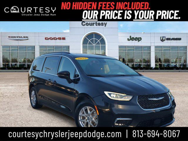 2022 chrysler pacifica touring l