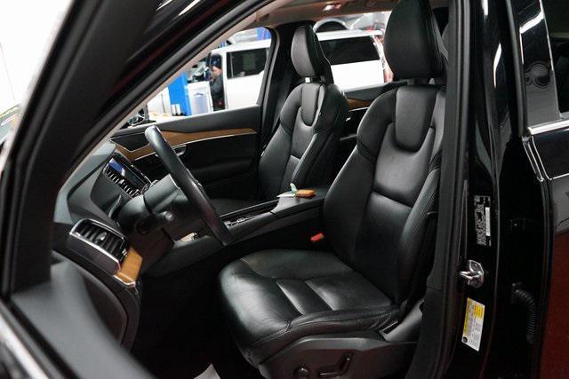 2021 volvo xc90 t6 momentum