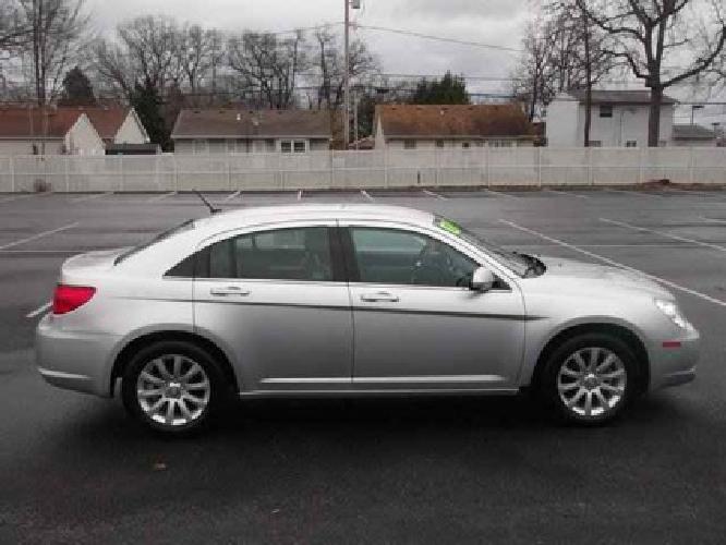 2010 chrysler sebring limited in toledo, oh
