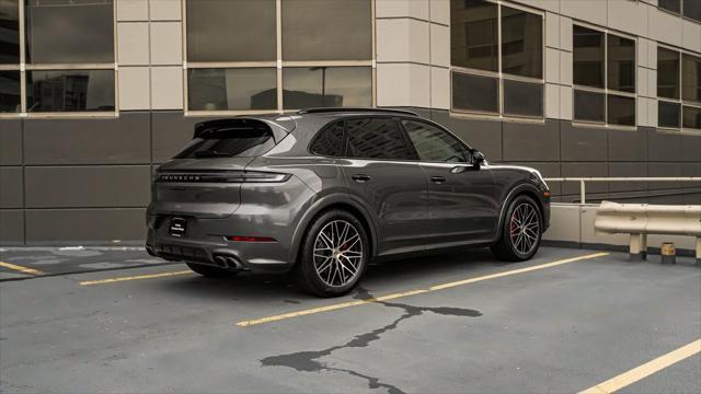 2024 porsche cayenne s
