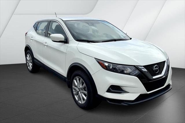2022 nissan rogue sport s