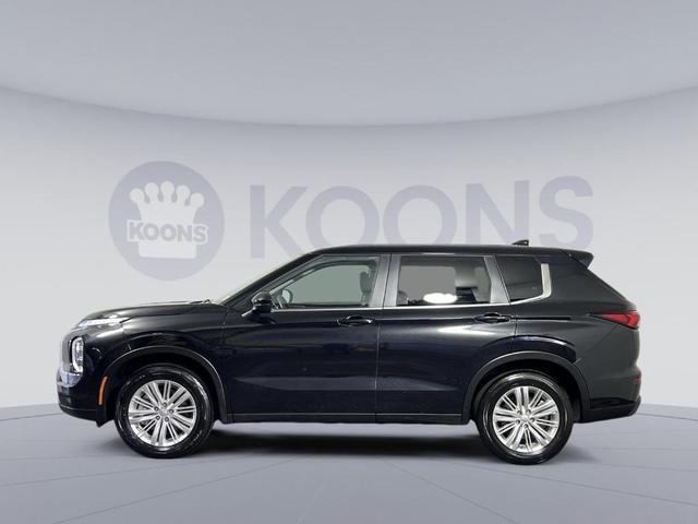 2024 mitsubishi outlander es