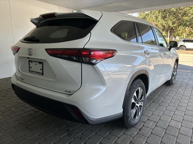 2023 toyota highlander xle