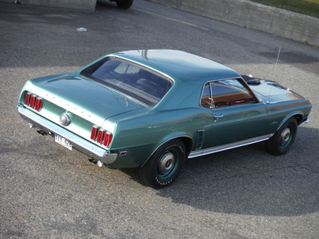 1969 428cj mustang gt coupe , shaker, 4 speed