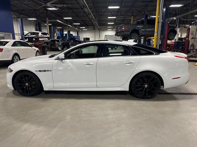 2017 jaguar xj xj r-sport
