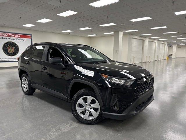 2021 toyota rav4 le