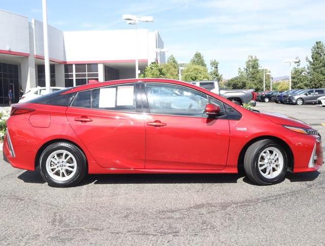 2019 toyota prius prime advanced