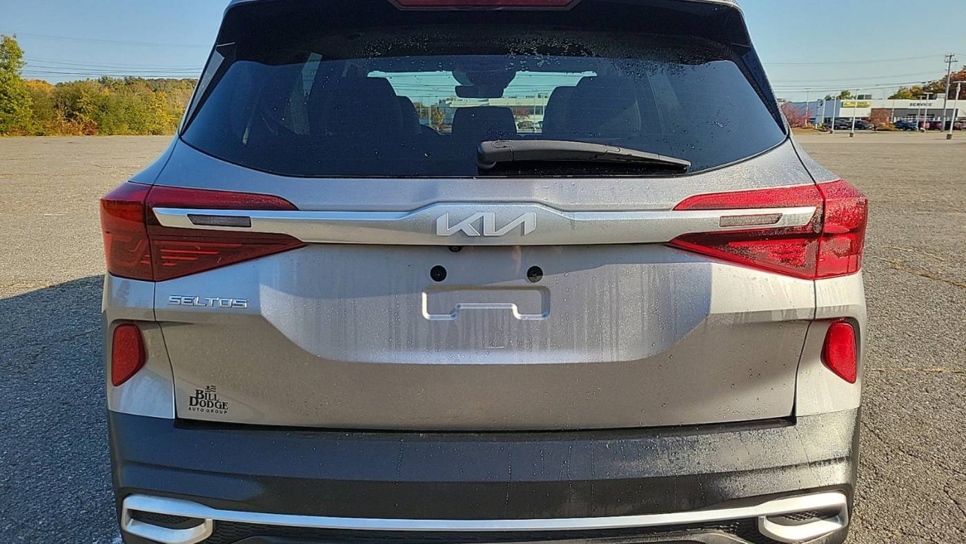 2022 kia seltos s