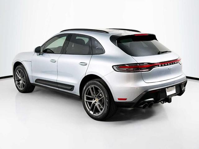 2024 porsche macan base